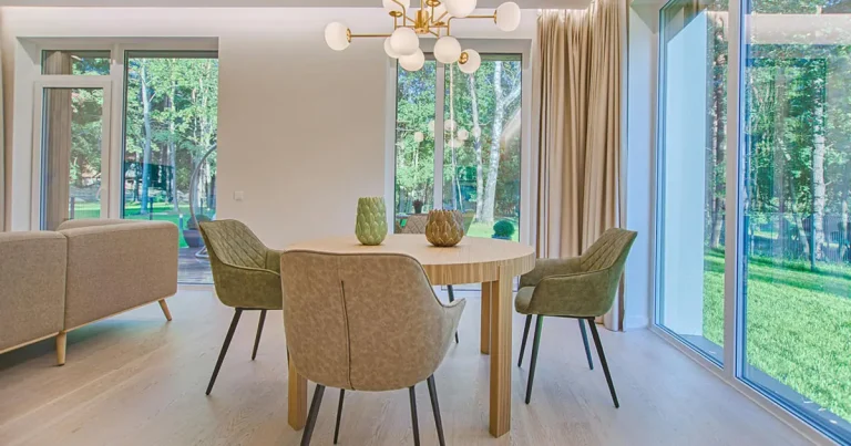 Are Dining Tables And Desks the Same Height?